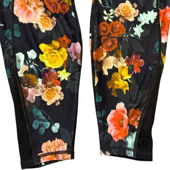 Torrid Black Floral Performance Core Full Length Mix Media Active Leggings 2 2XL - Picture 8 of 15